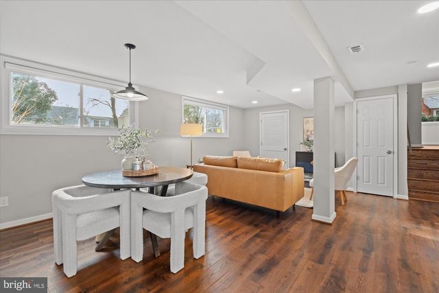 1017 CROTON DR, Alexandria, VA 22308