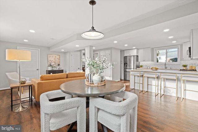 1017 CROTON DR, Alexandria, VA 22308