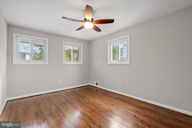 1017 CROTON DR, Alexandria, VA 22308