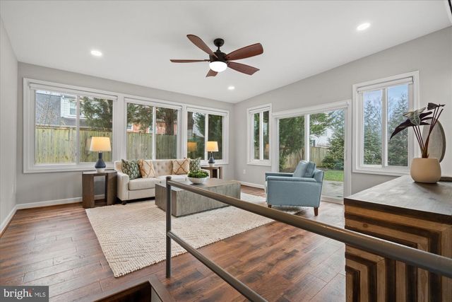 1017 CROTON DR, Alexandria, VA 22308