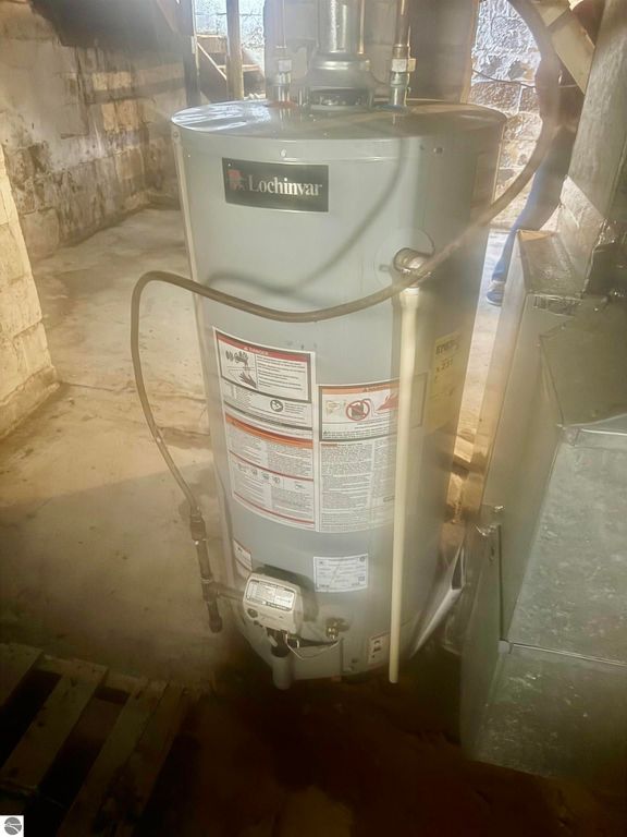 Image 19 of property listing at 222 Rockingham Avenue, Alma, MI 48801