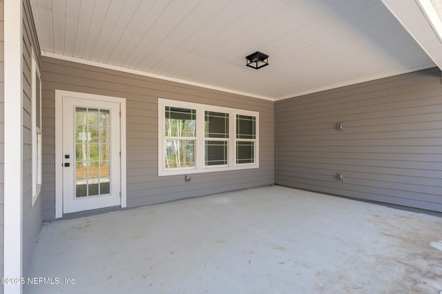 2226 S COCOA Avenue S, Middleburg, FL 32068