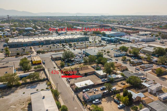 426 Towner Avenue NW, Albuquerque, NM 87102