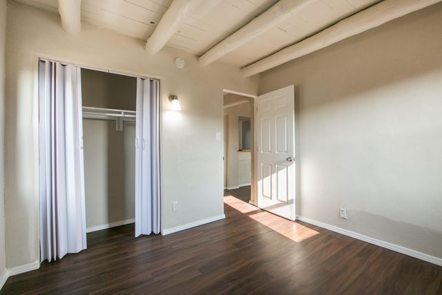 426 Towner Avenue NW, Albuquerque, NM 87102