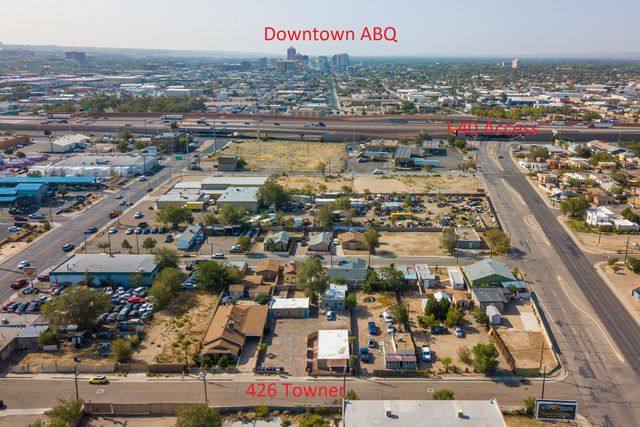 426 Towner Avenue NW, Albuquerque, NM 87102