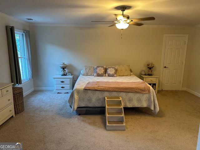 314 Savannah Place, Loganville, GA 30052