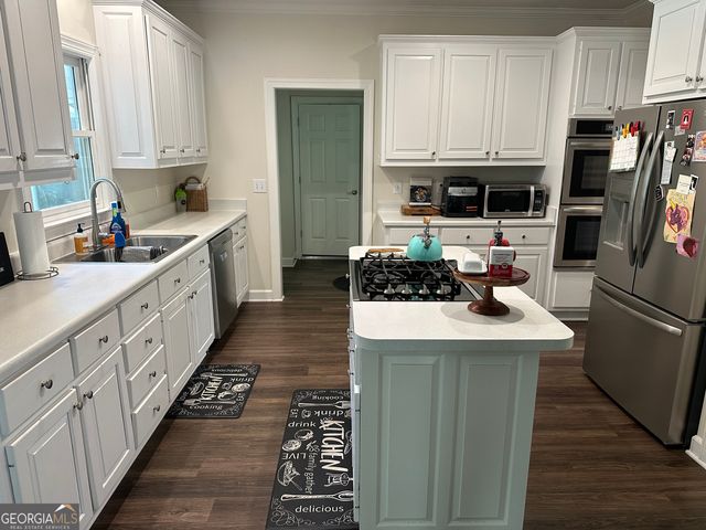314 Savannah Place, Loganville, GA 30052