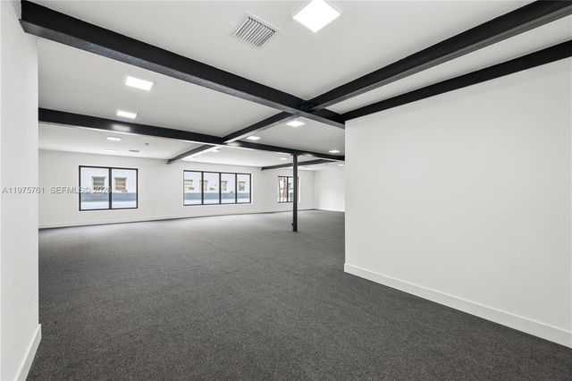 129 N Miami Ave, Miami, FL 33128