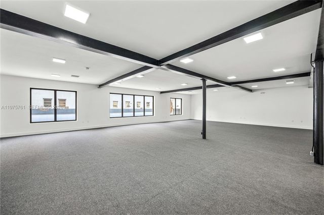 129 N Miami Ave, Miami, FL 33128