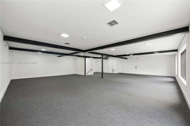 129 N Miami Ave, Miami, FL 33128