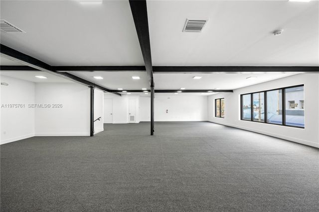 129 N Miami Ave, Miami, FL 33128