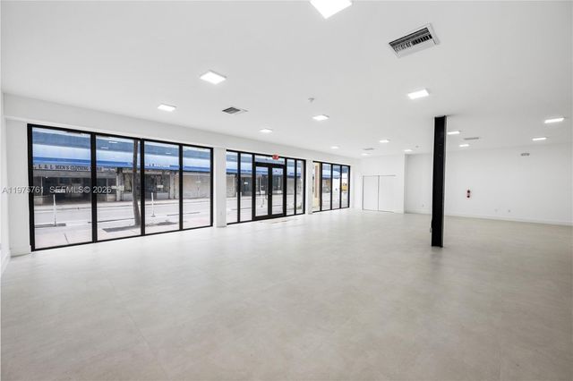 129 N Miami Ave, Miami, FL 33128