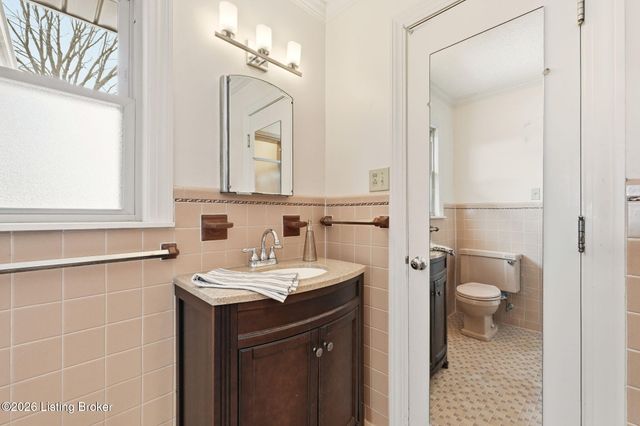 6312 Limewood Cir, Louisville, KY 40222