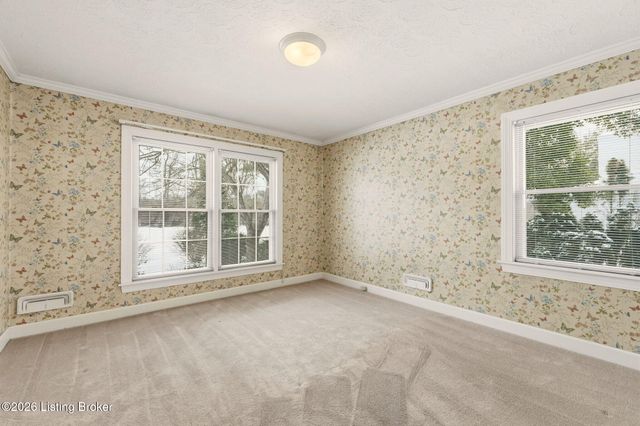 6312 Limewood Cir, Louisville, KY 40222