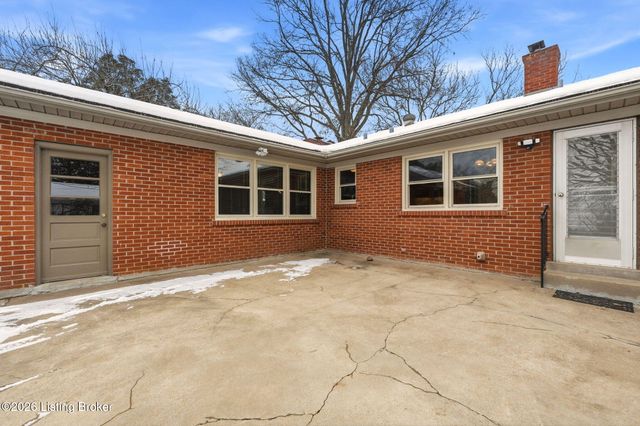 6312 Limewood Cir, Louisville, KY 40222