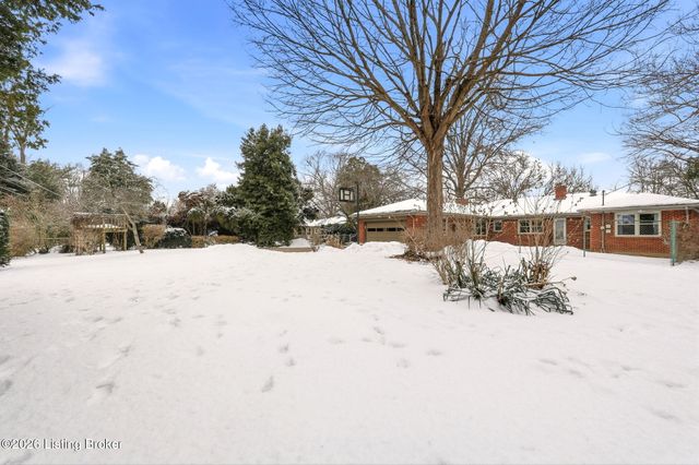 6312 Limewood Cir, Louisville, KY 40222