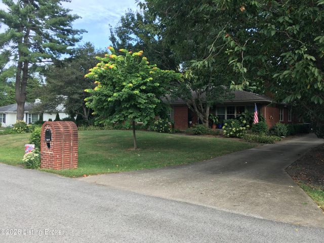 6312 Limewood Cir, Louisville, KY 40222