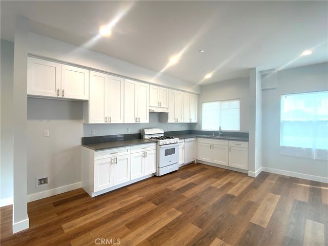 300 Alhambra Road E D, Alhambra, CA 91801