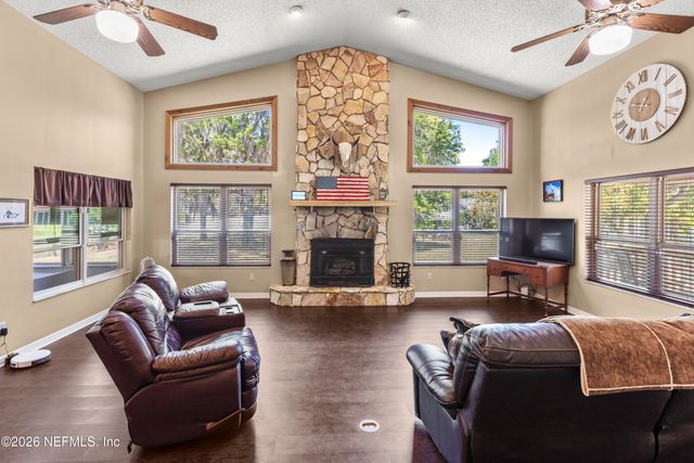 5930 ISLAND Road, Melrose, FL 32666