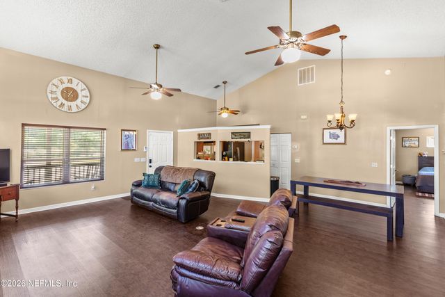 5930 ISLAND Road, Melrose, FL 32666
