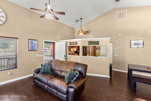 5930 ISLAND Road, Melrose, FL 32666