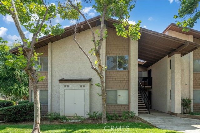 901 Golden Springs Drive D13, Diamond Bar, CA 91765