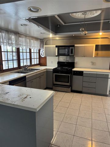 11640 NW 30 Place, Sunrise, FL 33323