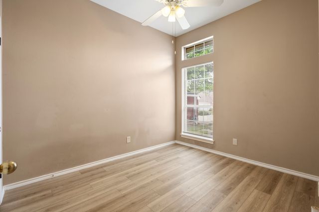 225 Juniper Ridge Court, Desoto, TX 75115