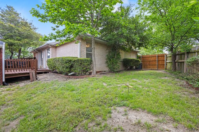 225 Juniper Ridge Court, Desoto, TX 75115