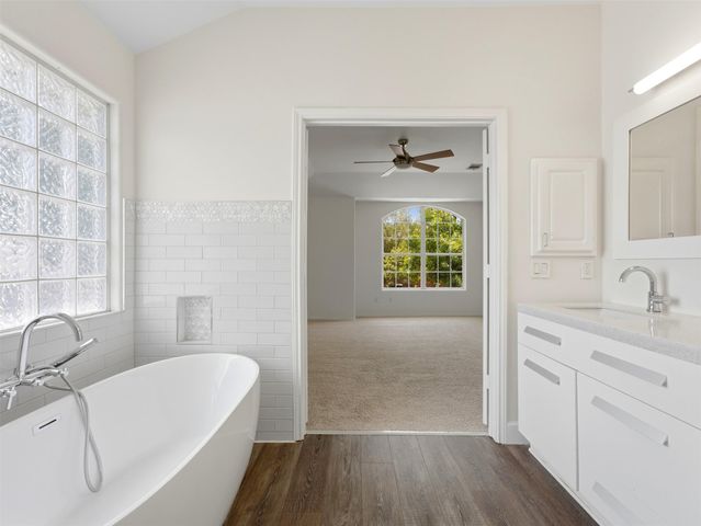 15207 Natural Spring WAY, Austin, TX 78728
