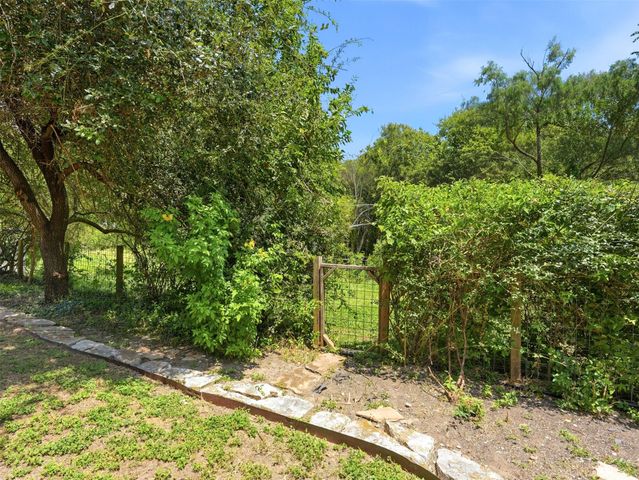 15207 Natural Spring WAY, Austin, TX 78728