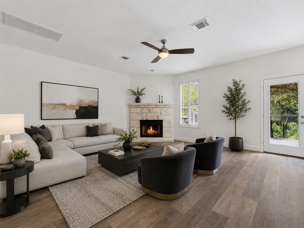 15207 Natural Spring WAY, Austin, TX 78728