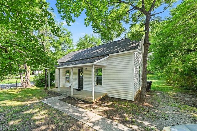 1119 N Park Avenue, Burlington, NC 27217