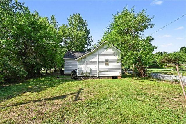 1119 N Park Avenue, Burlington, NC 27217