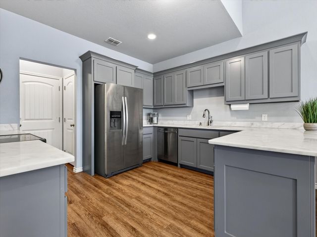 792 E Northside Drive, Pilot Point, TX 76258