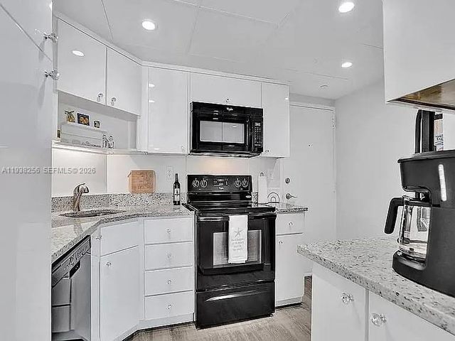 4010 Galt Ocean Dr 207, Fort Lauderdale, FL 33308