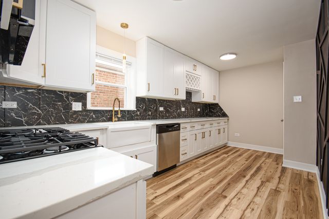 9137 S Justine Street, Chicago, IL 60620