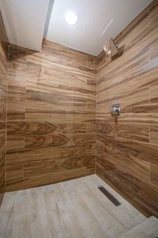 9137 S Justine Street, Chicago, IL 60620