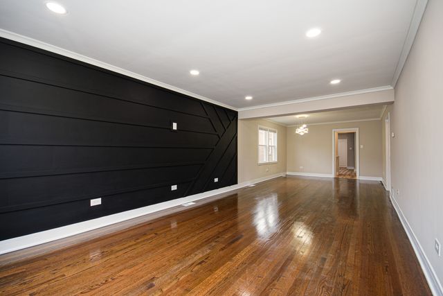 9137 S Justine Street, Chicago, IL 60620