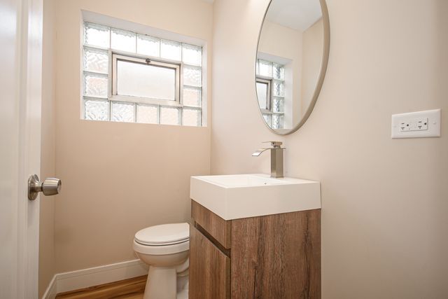 9137 S Justine Street, Chicago, IL 60620