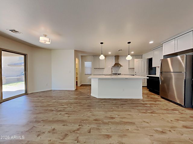 5711 E Adrian Avenue, Mesa, AZ 85206