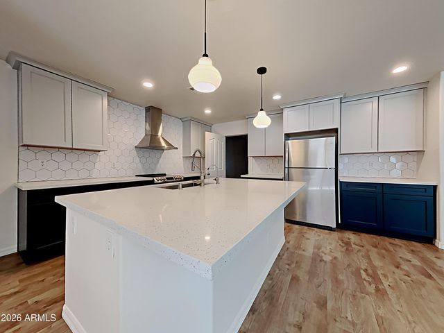 5711 E Adrian Avenue, Mesa, AZ 85206