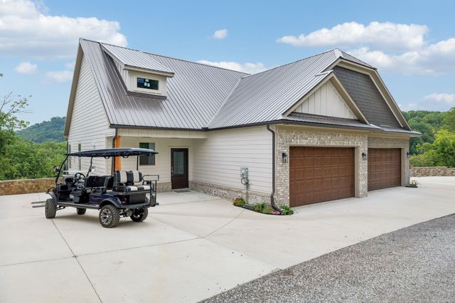 318 Blue Moon Ridge, Smithville, TN 37166