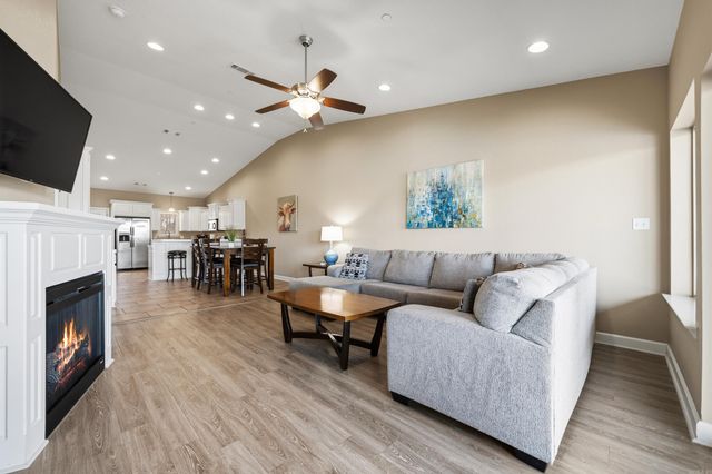 117 Lookout Pt Apt C10, Hot Springs, AR 71913