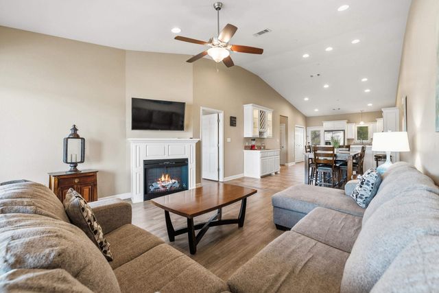 117 Lookout Pt Apt C10, Hot Springs, AR 71913