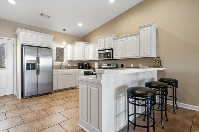 117 Lookout Pt Apt C10, Hot Springs, AR 71913