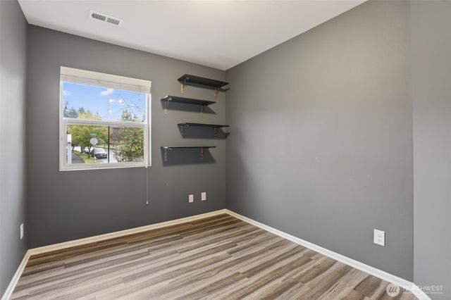 4224 E T Street, Tacoma, WA 98404