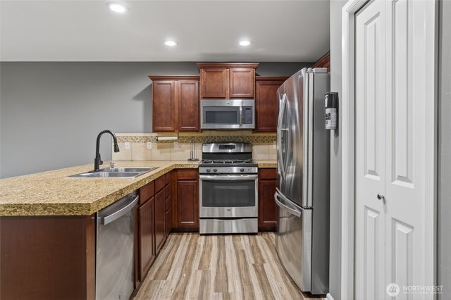 4224 E T Street, Tacoma, WA 98404