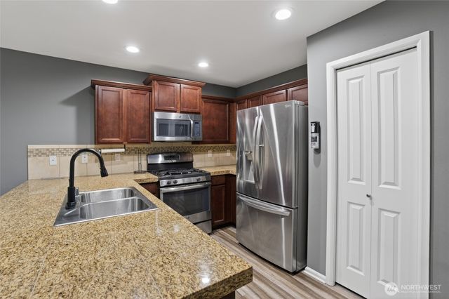 4224 E T Street, Tacoma, WA 98404