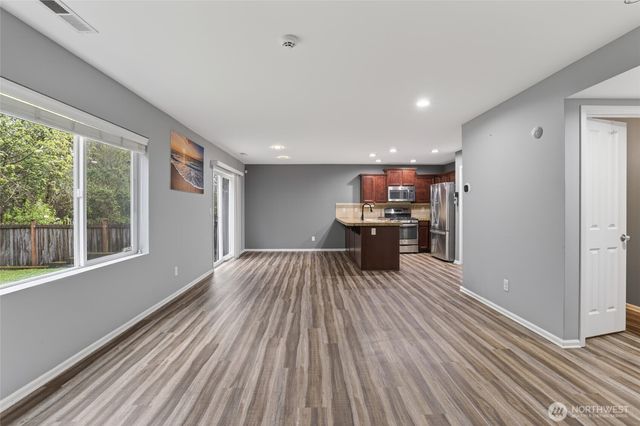 4224 E T Street, Tacoma, WA 98404